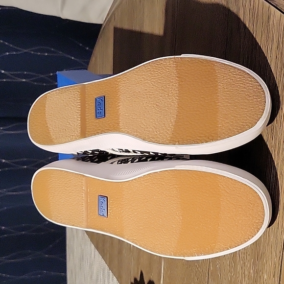 Keds geometric tennis shoes - Picture 4 of 4